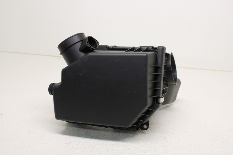 BMW Right Air Intake Cleaner Assembly Box Airbox M5 M6 E60 E63 E64 Oem 2005-2010