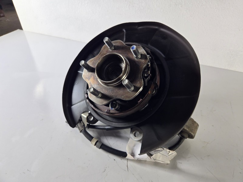 2009 2017 Infiniti EX35 G37 QX50 Left Rear Suspension Spindle Knuckle Hub OEM