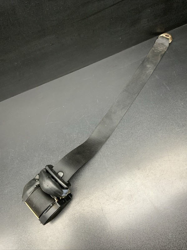 97-04 PORSCHE BOXSTER 986 DRIVER LEFT FRONT SEAT BELT RETRACTOR OEM