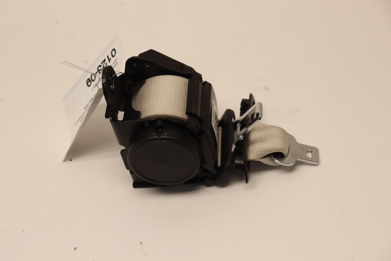 2017-2022 BMW 540I REAR SECOND 2ND ROW CENTER SEAT BELT OEM