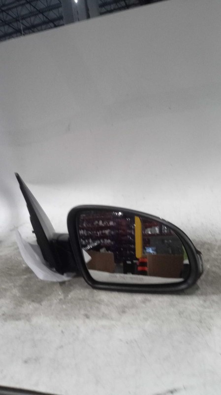 2022 Hyundai KONA Right Door Mirror Assembly White OEM Used 664876 24000mi