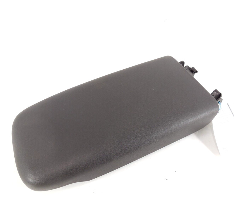 2018-2022 Chevrolet Equinox Center Console Arm Rest Lid OEM