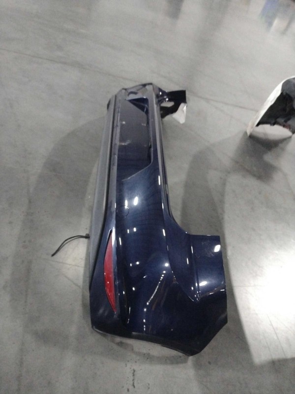 2017 Volkswagen Golf Rear Bumper Assembly OEM Red Z2Z2 Good Condition