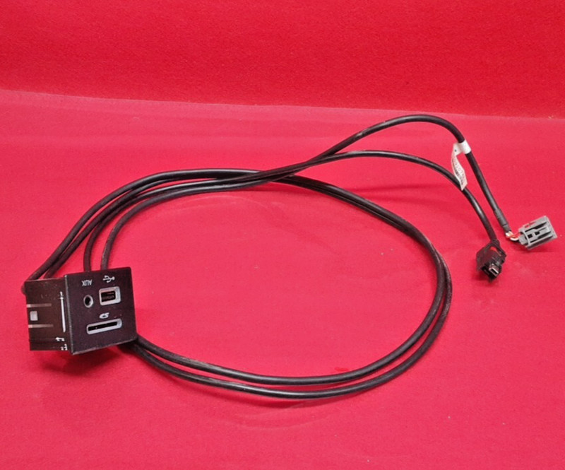2013 Mopar Dodge Dart Auxiliary USB Port STD HUB Cable
