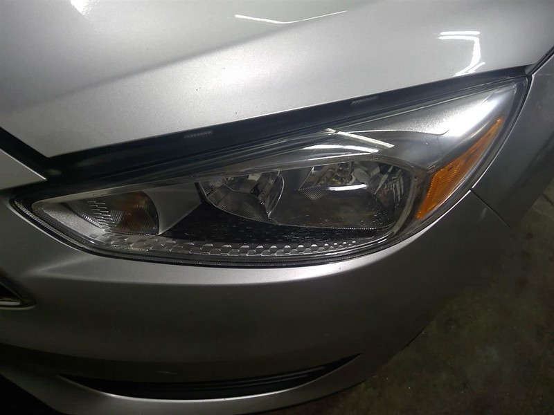 Driver Headlight Halogen Chrome Headlamp Bezel S Model Fits 15-18 FOCUS 1741096