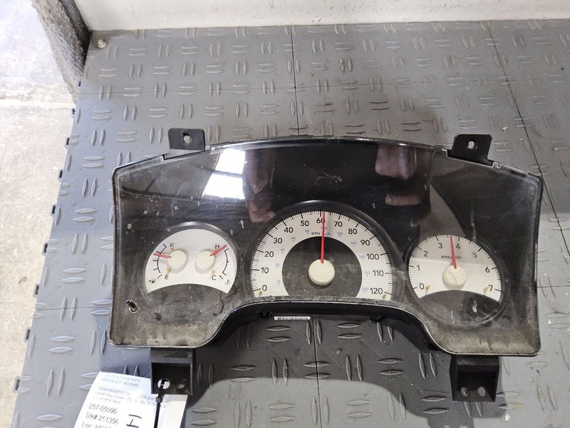 Speedometer Cluster MPH Black Trim Fits 08 DAKOTA 3581358