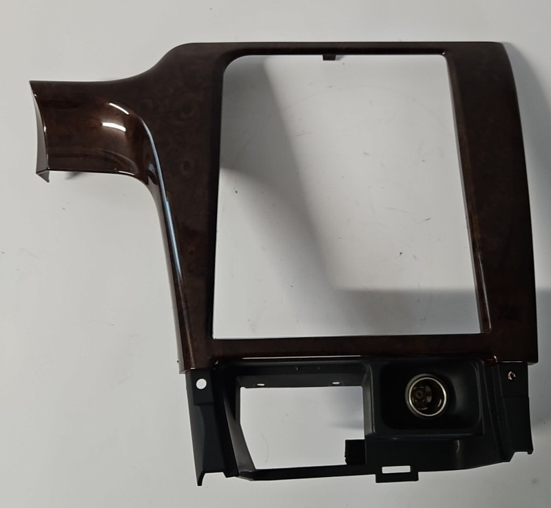 00-04 Outback Legacy Dash Radio Bezel Center Console Trim Panel Cover Woodgrain