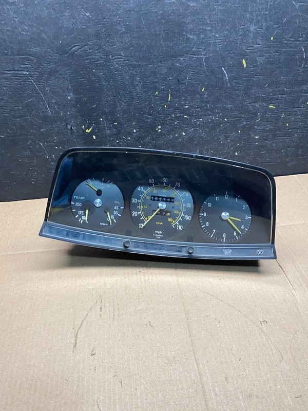 1977 - 1980 Mercedes W140 S320 Instrument Cluster Speedometer r3008 DG