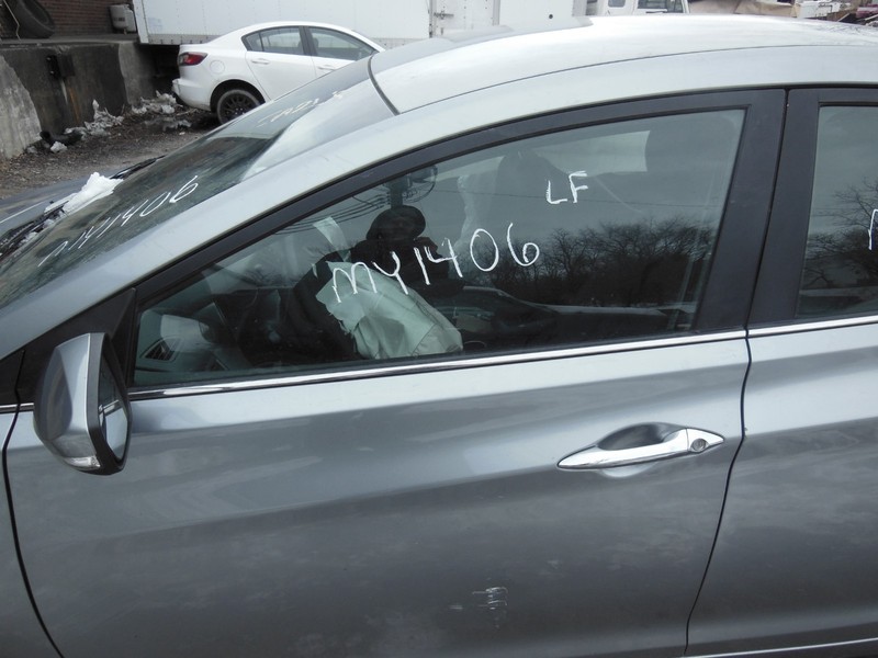 2011-2016 Hyundai Elantra Sedan Front Door Window Glass Driver Left