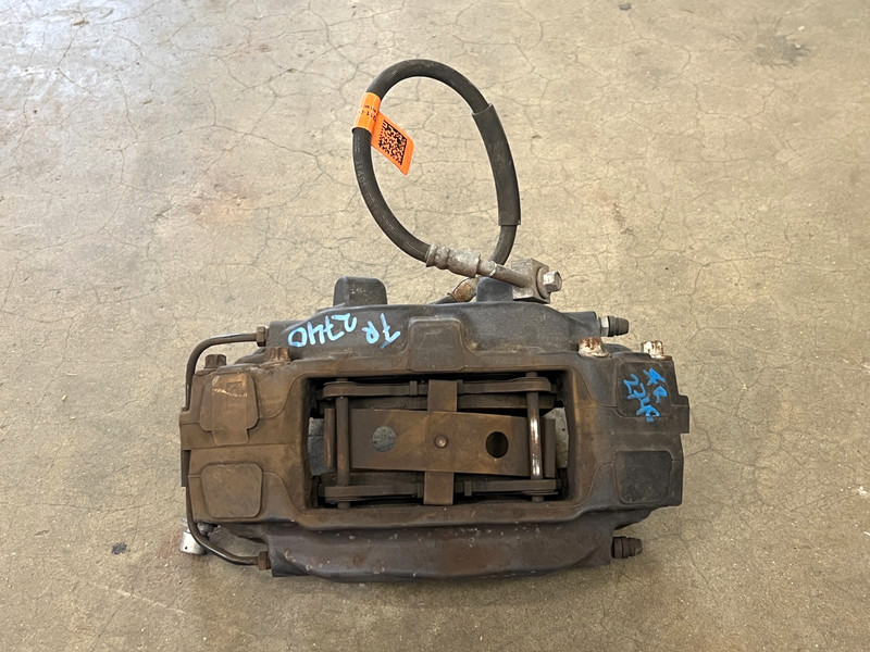 ⭐2016-2020 TESLA MODEL X AWD FRONT RIGHT PASS BRAKE CALIPER BRACKET OEM LOT2740