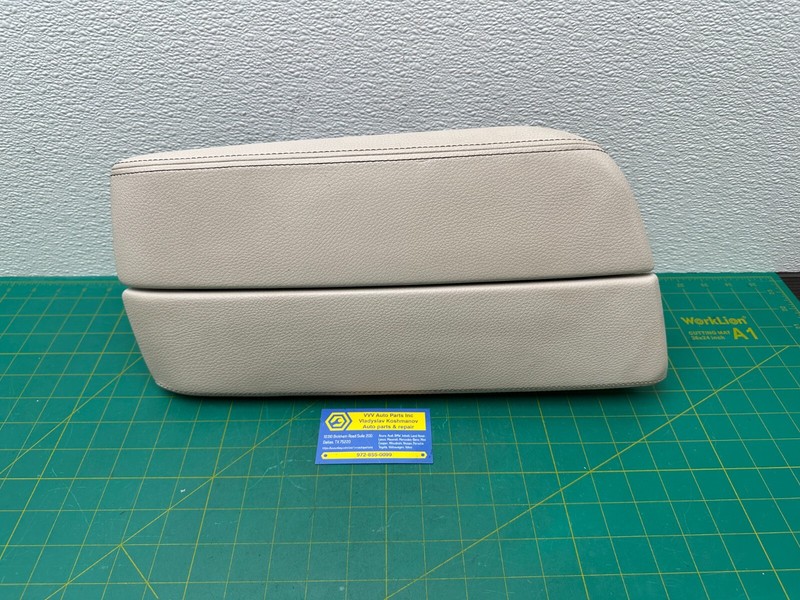 17-23 BMW G30 5-series CENTER CONSOLE ARMREST WITH STORAGE BOX OEM