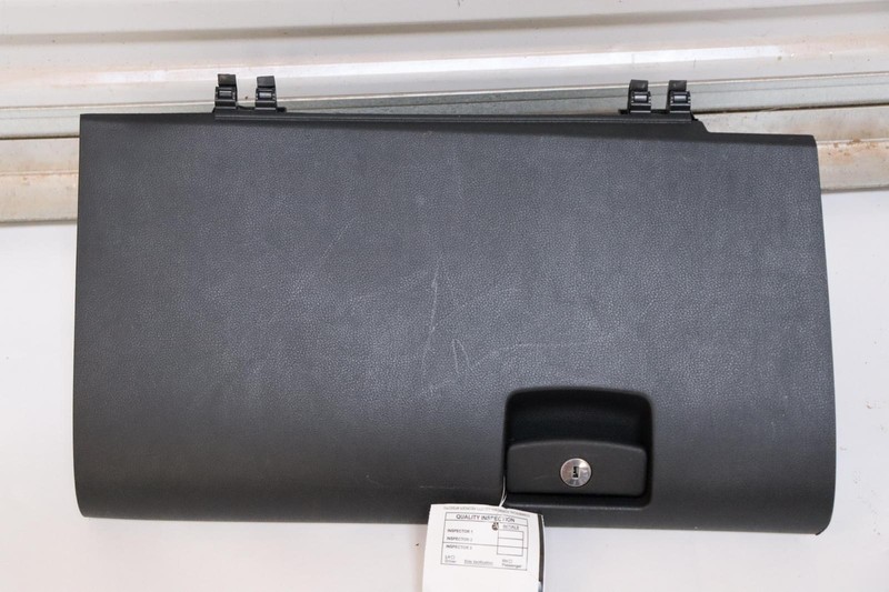 2019-2024 SUBARU FORESTER DASHBOARD PASSENGER GLOVE BOX STORAGE COMPARTMENT OEM