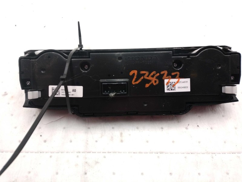 Used A/C Selector Switch fits: 2019 Honda Cr-v US market w/o dual zone control G