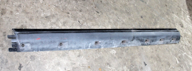 10-16 LAND ROVER LR4 LEFT DRIVER SIDE ROCKER PANEL BLACK OEM