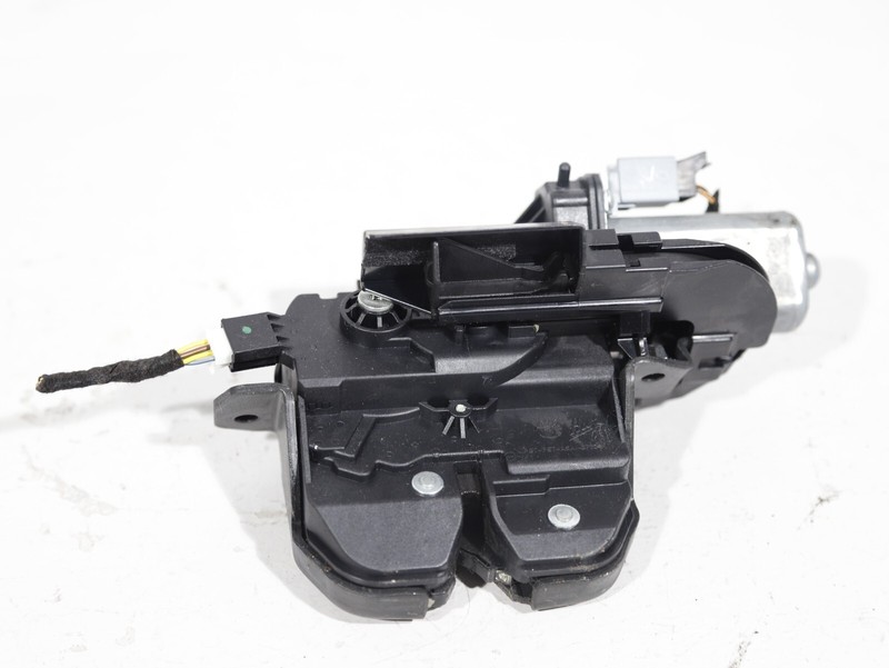 OEM Porsche Macan S Liftgate Latch Actuator 2015-18 95B AWD Tailgate Rear