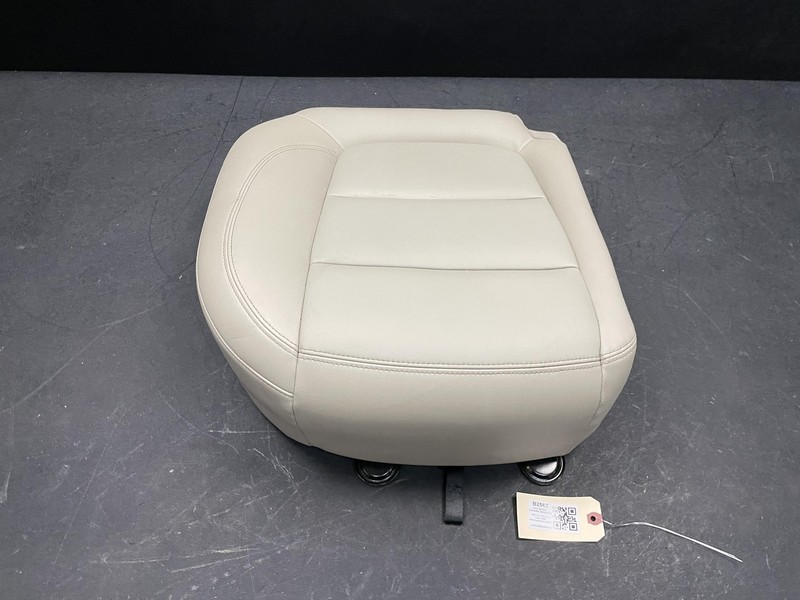 Rear Right Seat Lower Cushion 2018 Buick Encore 42396251 2017 - 2020
