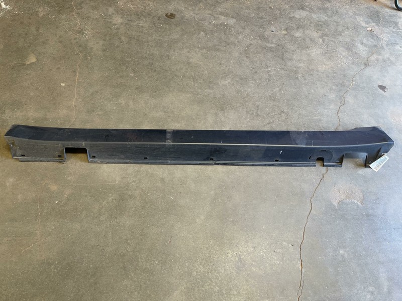 08-10 BMW 535I E61 N54 LEFT DRIVER SIDE ROCKER PANEL MOLDING OEM
