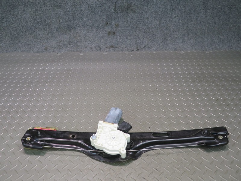 2014-2018 BMW F15 X5 REAR LEFT DOOR WINDOW REGULATOR W MOTOR
