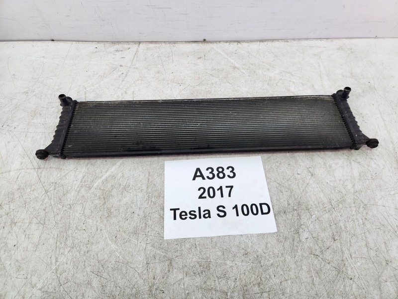 ✅ 2016-2020 OEM Tesla Model S Front Center Lower Main Coolant Radiator *
