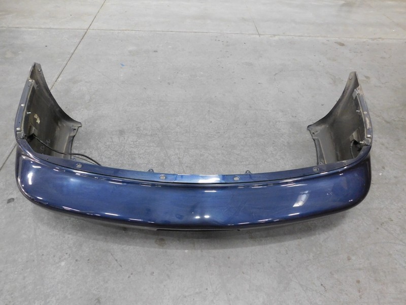 2000 98 99 00 01 02 Chevy Camaro SS Coupe Rear Bumper Assembly#2927 - Z8