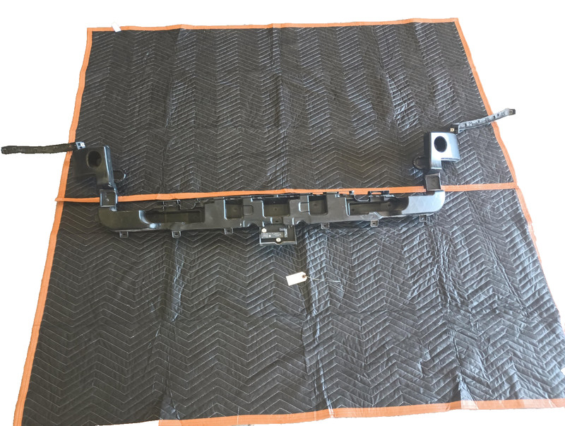 Used Oem Dodge Rear Bumper Energy Absorber & Bracket for 2023-2024 Hornet