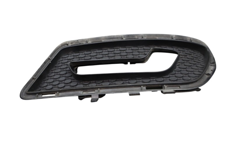 10-13 Mercedes E350 E550 Right RH Fog Light Cover A2128851053 Oem