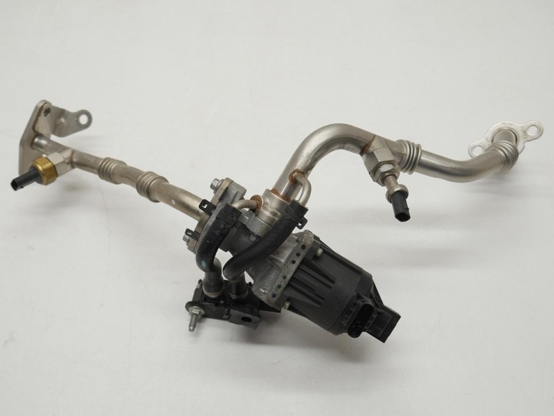 2021-2025 Ford Bronco Sport 2.0L Motor Engine Emission EGR Valve W/ Pipe OEM