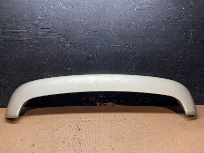 2001 to 2007 Toyota Highlander Upper Rear Upper Wing Spoiler Oem AA2430 DG