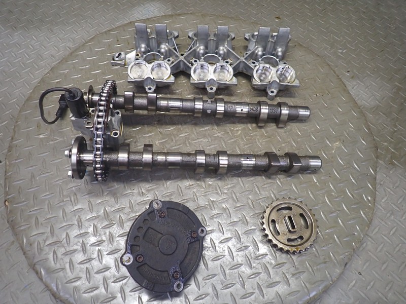 2002 PORSCHE BOXSTER S 986 3.2L M96.21 ENGINE RIGHT CAMSHAFT GEAR HOUSING SET