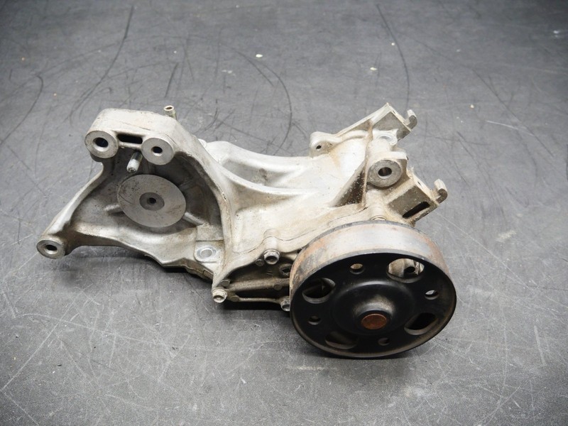 2008-2012 Honda Accord Water Pump Housing Coolant Manifold 19410-R40-A00 OEM