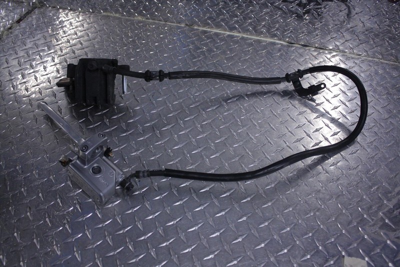 07 HONDA VT 750 C SHADOW FRONT BRAKE CALIPER LEVER HANDLE MASTER CYLINDER VT750