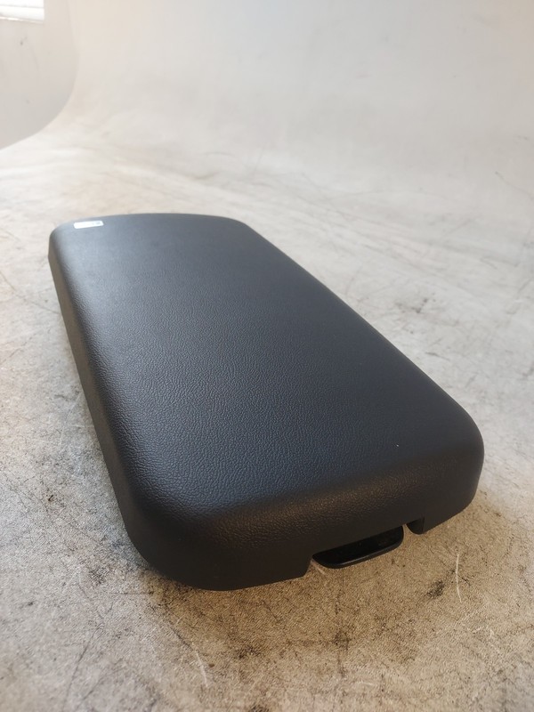 2005-2010 Pontiac G6 Black Vinyl Center Console Armrest Lid Assembly OEM