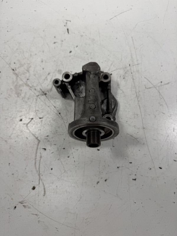 011-017 Honda Odyssey Oil Filter Housing 15301-RV0-A00 OEM