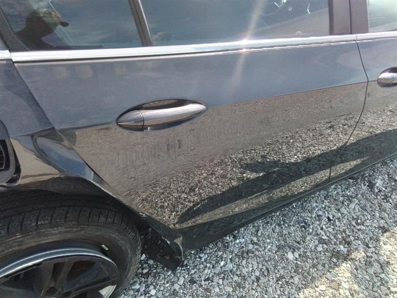 Passenger Right Rear Side Door Fits 16-19 CRUZE 3331056