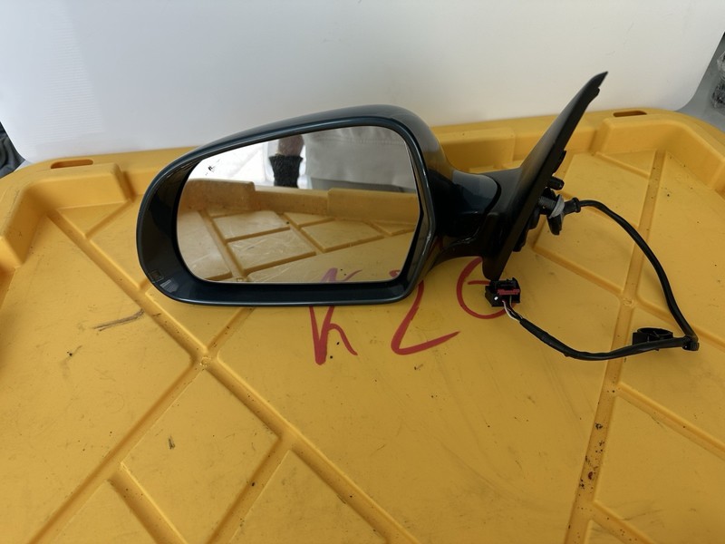 2015-2018 AUDI Q3 LEFT DRIVE SIDE REAR VIEW MIRROR W/ TURN SIGNALOEM
