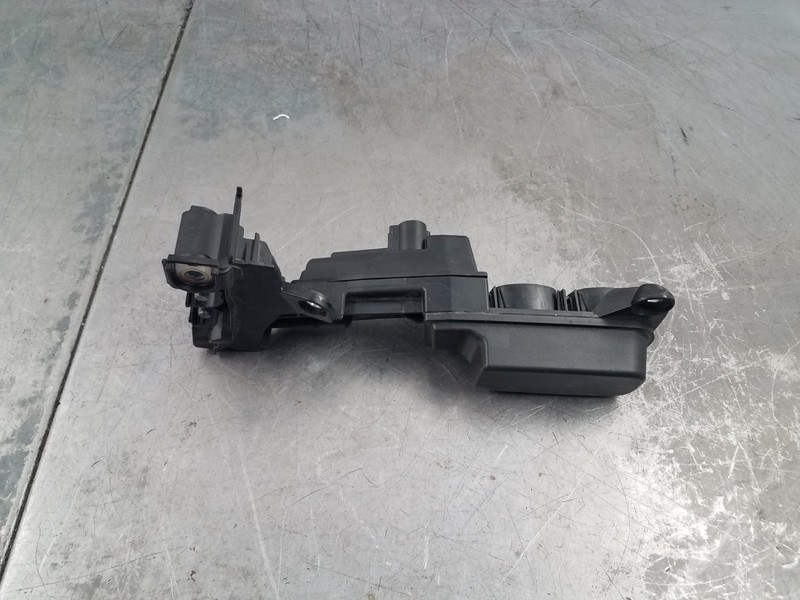 2019 BMW M5 Comp F90 Battery Jump Start Terminal #8437 V9