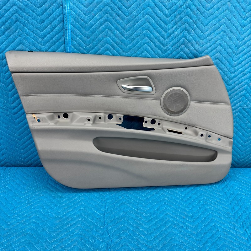 2006-2011 BMW 325I Front Left DriverSide Door Panel Card OEM 354:titansilber