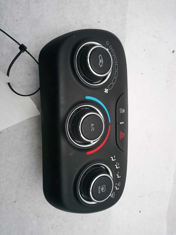 2015 Dodge Dart A/C Selector Switch OEM White 99000 Miles 5MD15DX9AJ