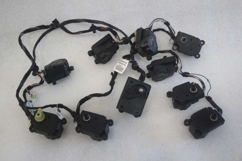 2003 2004 2005 2006 MERCEDES CL500 CL600 C215 HVAC HEATER VENT ACTUATOR MOTORS