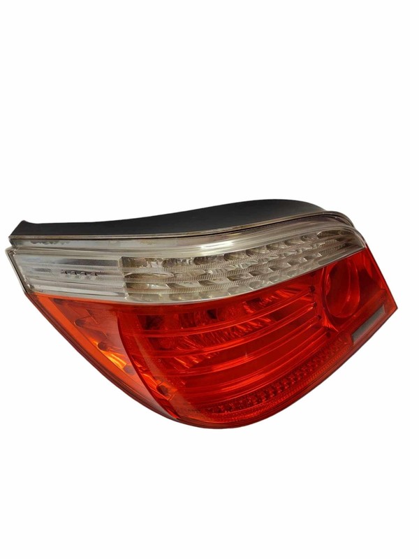2008 BMW 535i LH Driver Quarter Tail Light Assembly Light Scratches