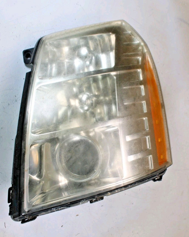 OEM 2007-2014 CADILLAC ESCALADE XENON HEADLIGHT LEFT SIDE LH