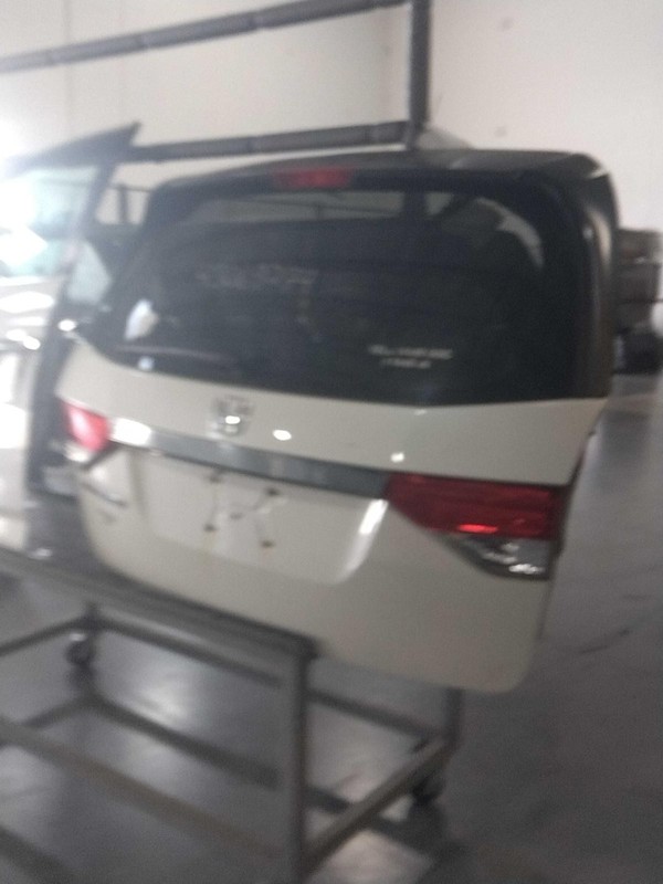 Used Deck Lid fits: 2016 Honda Odyssey EX-L leather w/navigation Grade C