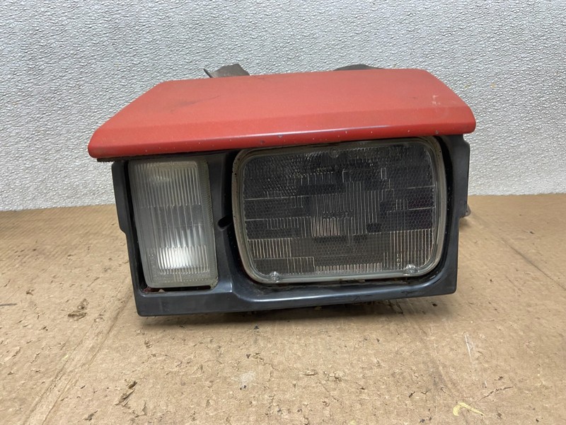 1984 to 1986 Nissan 300ZX Left Driver LH Side Halogen Headlight OEM AA7096 DG