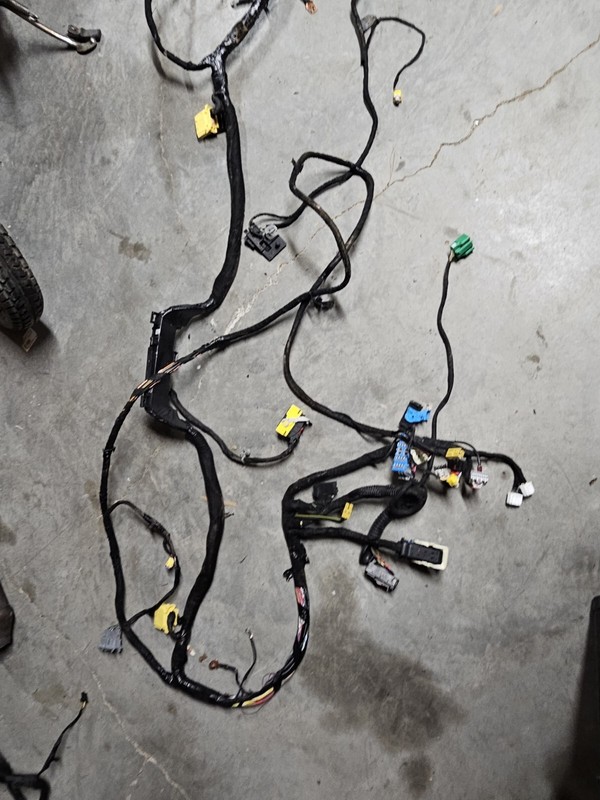 2018 CHEVROLET COLORADO BODY WIRE WIRING HARNESS ENGINE SIDE