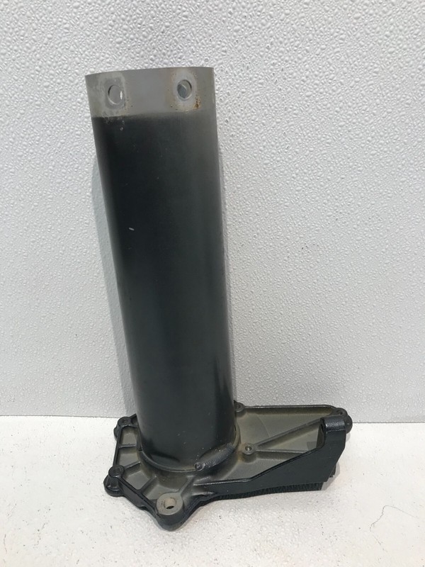 04-10 AUDI A8 LEFT SIDE FRONT CHASSIS LEG EXTENSION BRACKET 4E0806109E