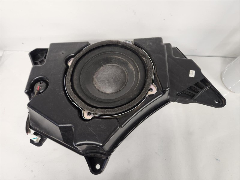 2018-2024 Honda Odyssey Subwoofer Audio Speaker 39120-Thr-A01
