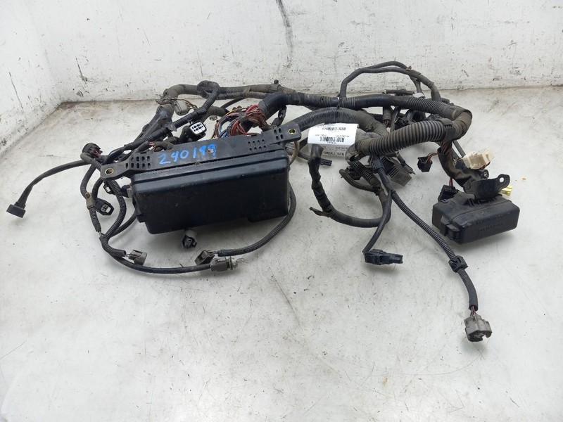 00 01 02 03 LEXUS RX300 Main Engine Room Harness W/HID 82111-48170