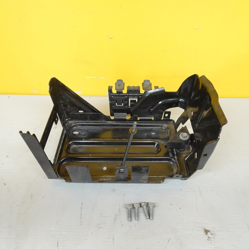 2018-2024 CHEVROLET TRAVERSE BATTERY TRAY BOX HOUSING HOLDER BRACKET SUPPORT OEM