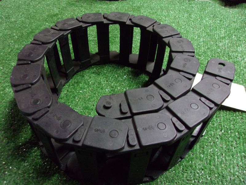 Igus R-100 Cable Carrier Track 19-Links #15 *FREE SHIPPING*