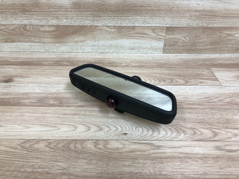BMW OEM E60 E61 525 530 535 545 550 M5 FRONT WINDSHIELD REARVIEW MIRROR 04-10 8